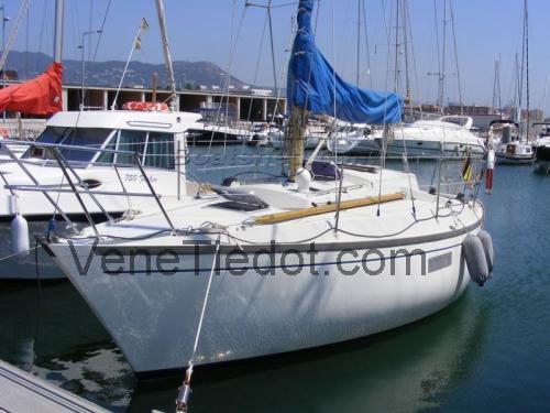 Dufour 27 Tekniset tiedot ja arvostelut